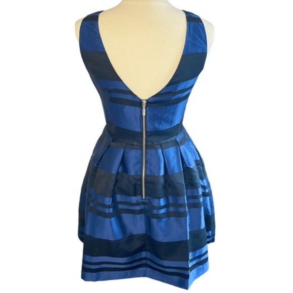 NWT SOUTHERN TIDE Yacht Blue Fit & Flare Cocktail Dress, Size 4.‎ $198 - Picture 7 of 9